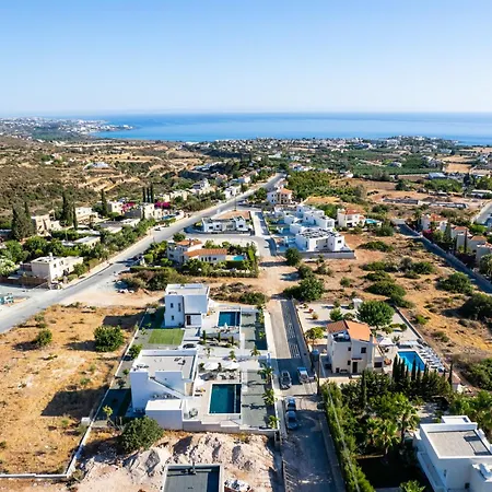 Anais Luxury By Nomads *